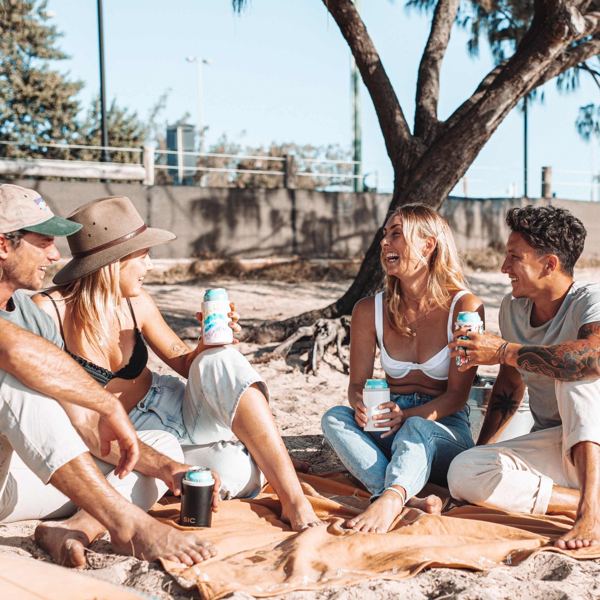 #color_Gloss Ice White