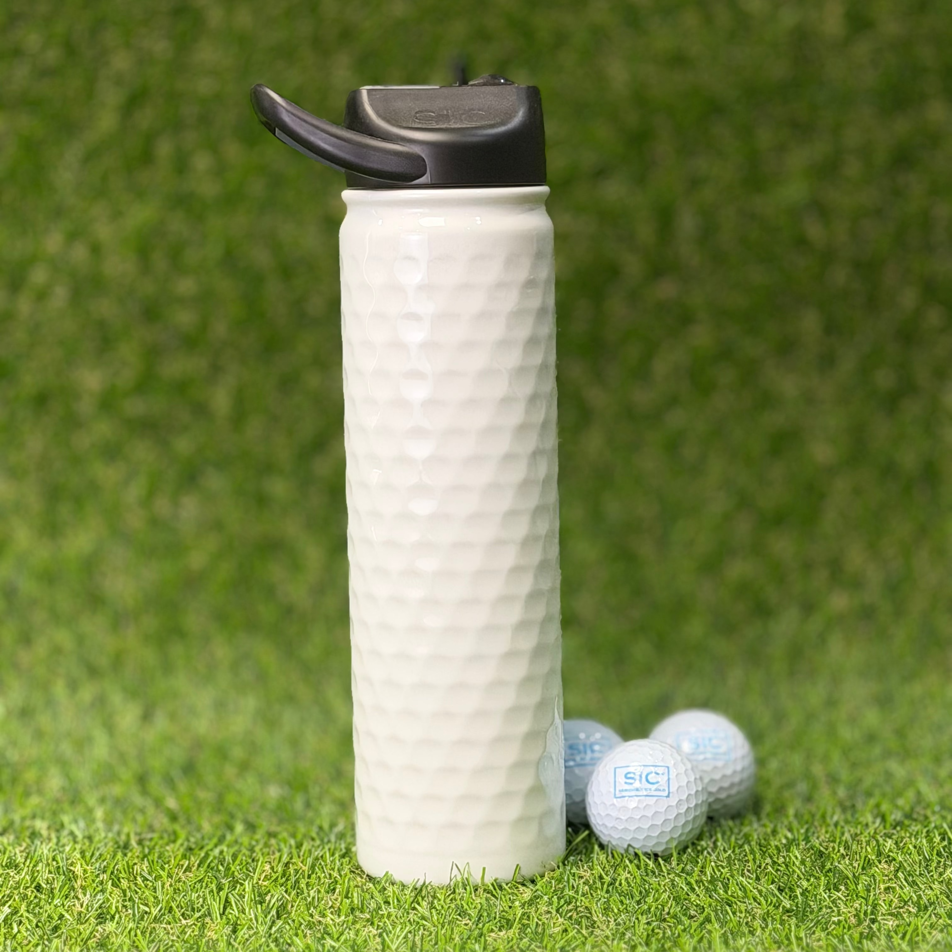 27 oz. Sport Bottle | Dimpled Golf
