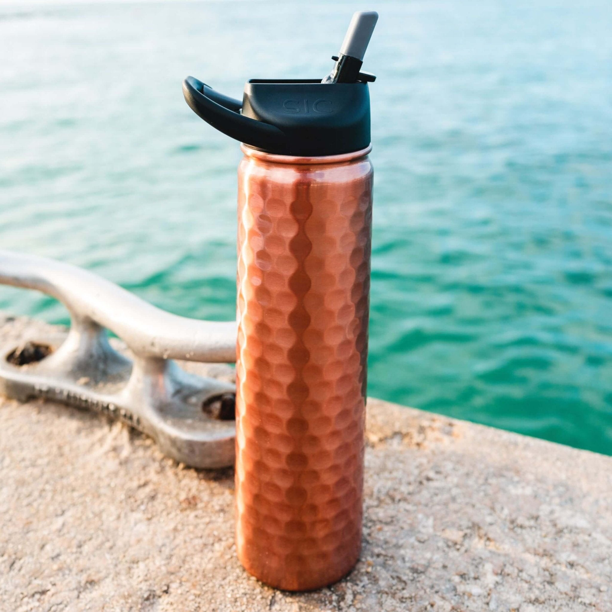 Hammered Copper 27 oz. Water Bottle - SIC Lifestyle