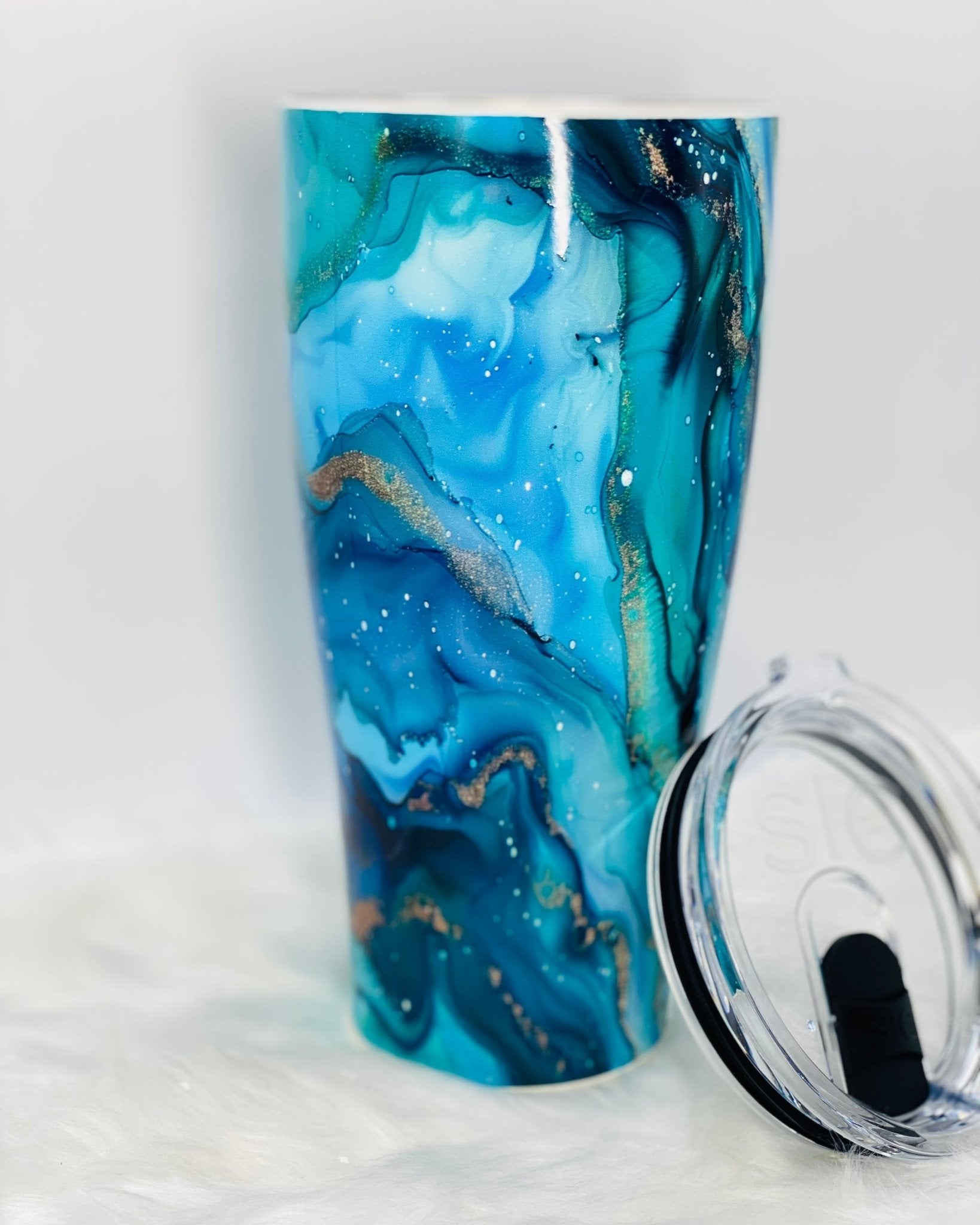 30 oz. Tumbler | Gilded Waves - SIC Lifestyle