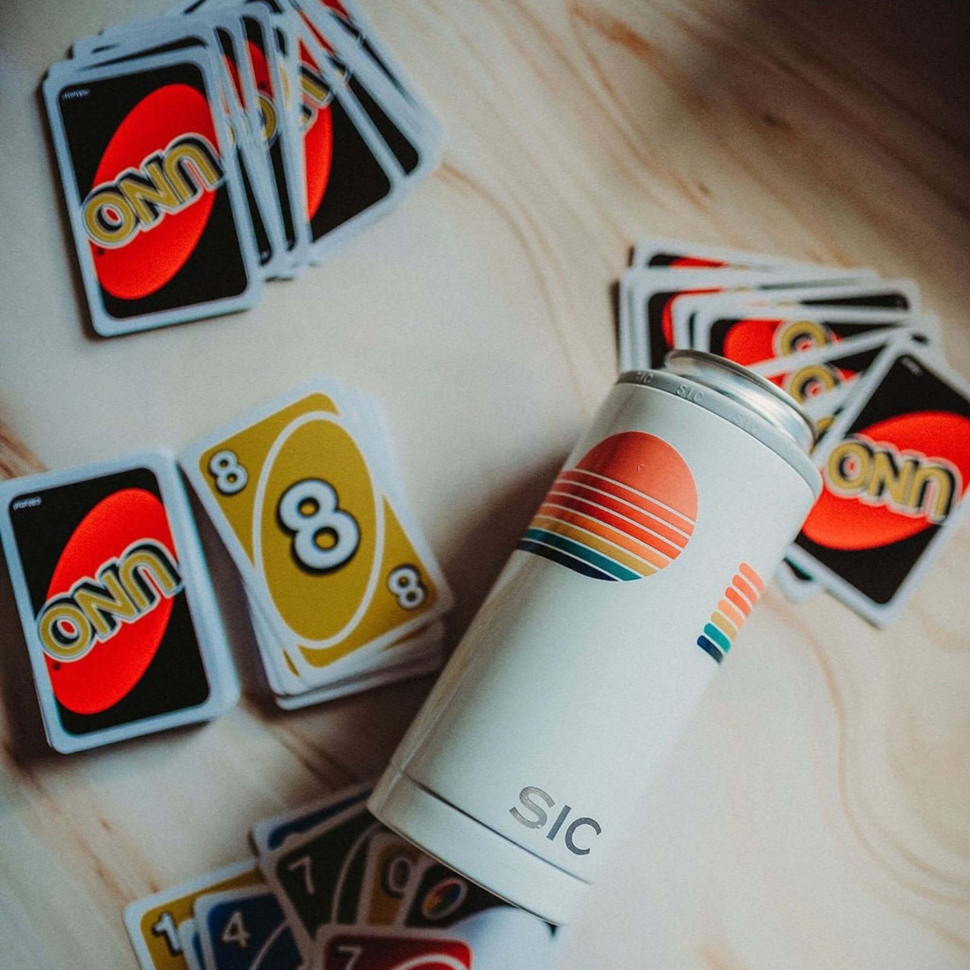 SIC® Slim Can Cooler Retro Sunset - SIC Lifestyle